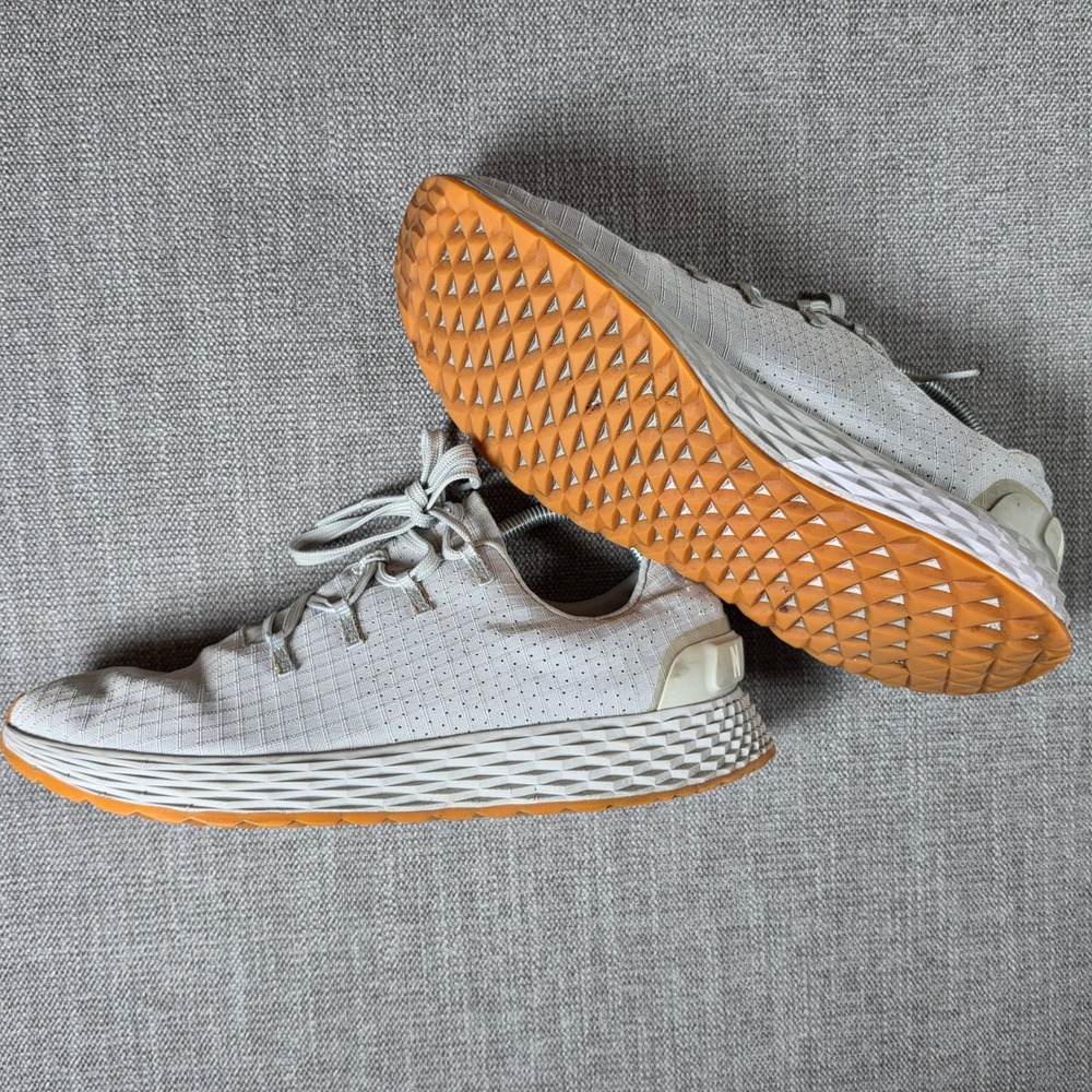 NOBULL Ripstop Runner Mens 9.5/W11 Grey Athletic Training Gum Sole Sneakers